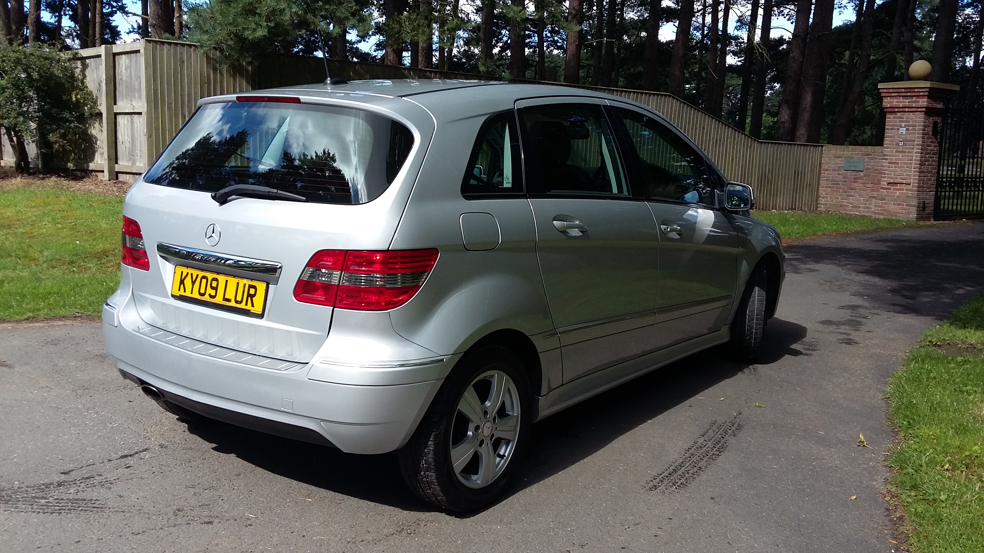Low mileage Mercedes B180 Diesel Auto for sale by Woodlands Cars (4