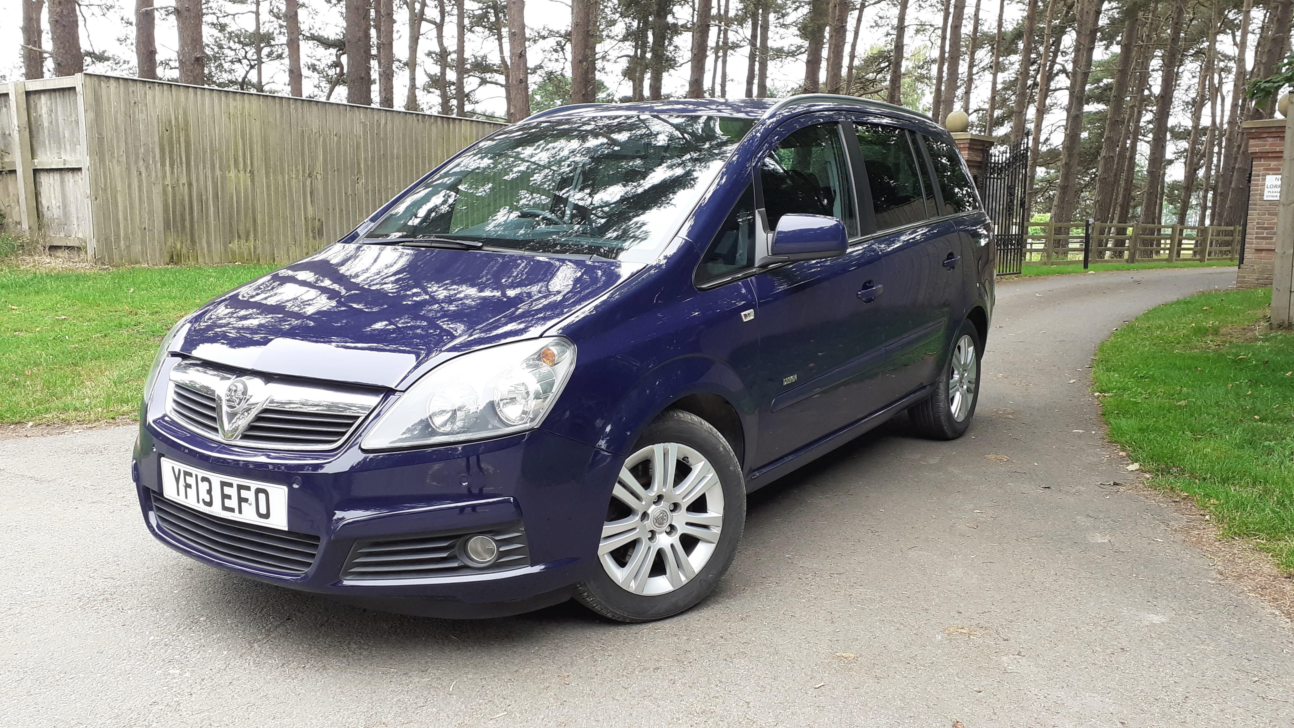2013 Vauxhall Zafira 1.7 cdti for sale by Woodlands Cars (11